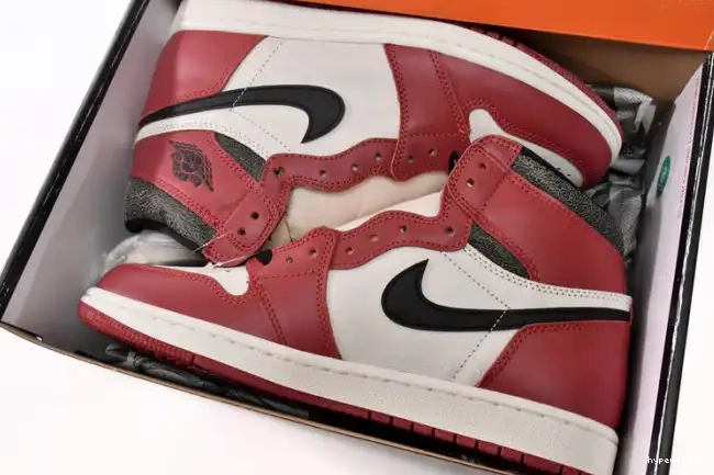 HYPE Retro OG Jordan Chicago and DZ5485-612 High Lost Found 1 0417